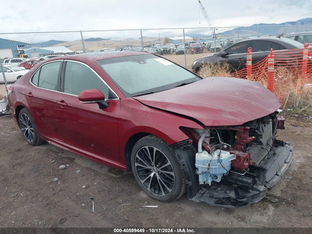 2018 4T1B11HKXJU554069 main image