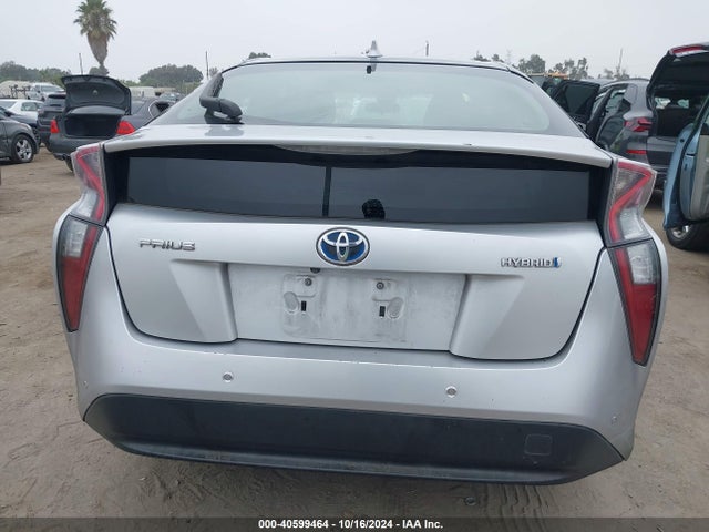Toyota Prius Two 2017 JTDKBRFU6H3051028 Image 16