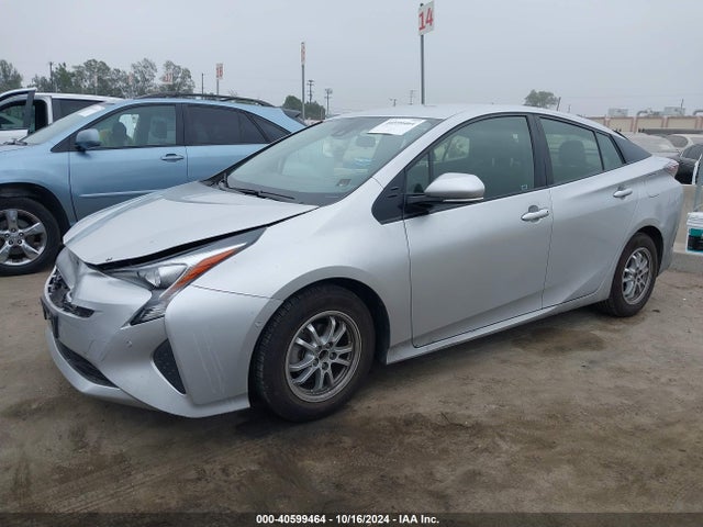 Toyota Prius Two 2017 JTDKBRFU6H3051028 Image 2