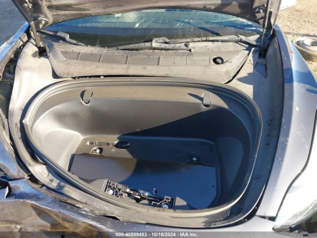 5YJ3E1EB4JF185042 Tesla Model 3 Long Range/performance