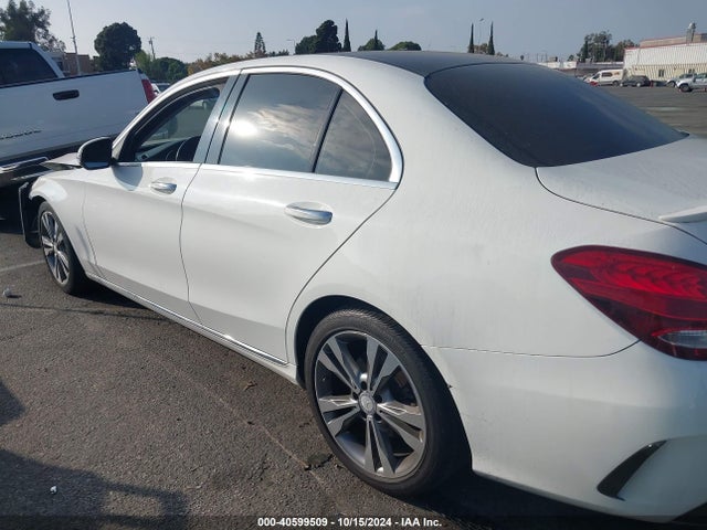 55SWF4JB4GU148906 Mercedes-Benz C 300 Luxury/sport