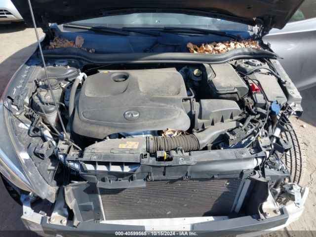 SJKCH5CR6JA049998 Infiniti Qx30 Premium
