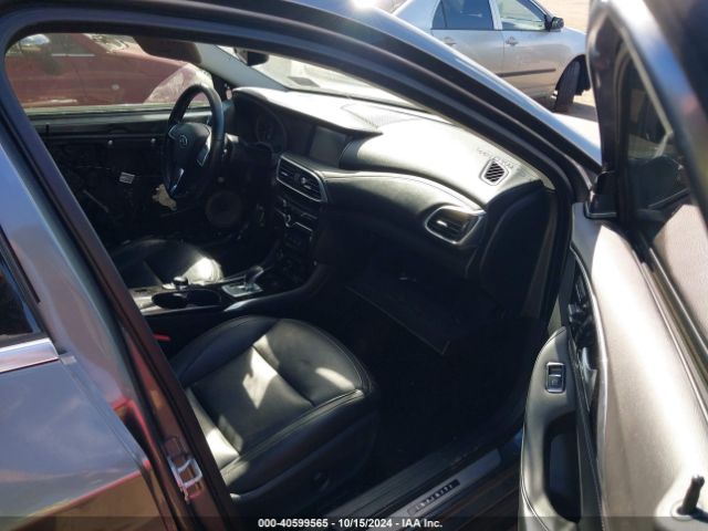 SJKCH5CR6JA049998 Infiniti Qx30 Premium