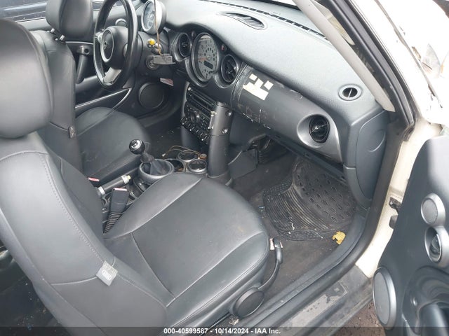 2006 MINI COOPER WMWRC335X6TK63897 Photo 4