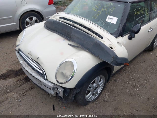 2006 MINI COOPER WMWRC335X6TK63897 Photo 5