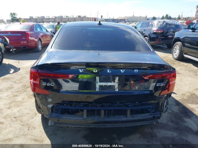 7JRL12TL7RG294241 Volvo S60 B5 Plus Dark Theme
