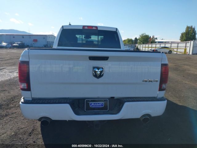 1C6RR7HT5JS186040 RAM 1500 Sport