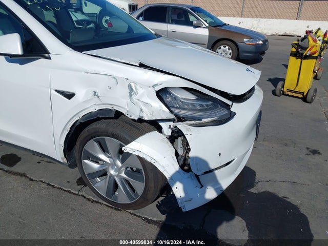 2021 TESLA MODEL Y 5YJYGDEE1MF269917 Photo 5