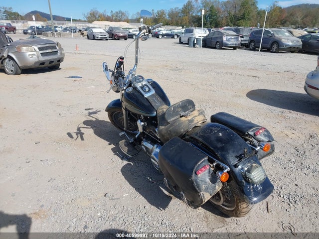 2009 HARLEY-DAVIDSON FLSTF 1HD1BX5109Y028029 Photo 2