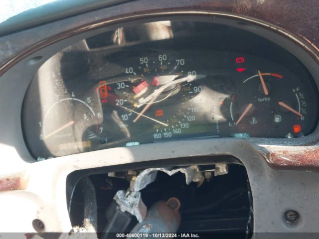 2002 SAAB 9-3 YS3DF78K727003477 Photo 6