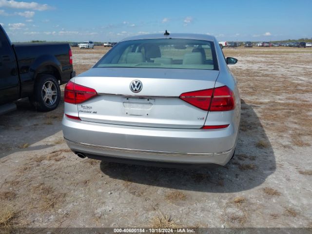 1VWBT7A31GC069948 Volkswagen Passat 1.8t Se