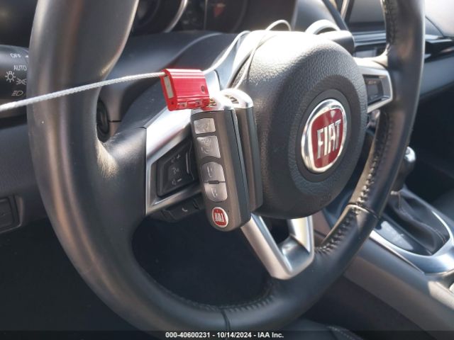 JC1NFAEK8J0140090 Fiat 124 Spider Lusso