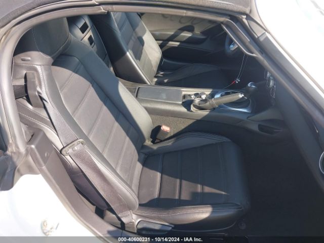 JC1NFAEK8J0140090 Fiat 124 Spider Lusso