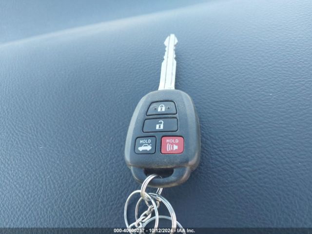 4T1BF1FKXFU107186 Toyota CAMRY LE