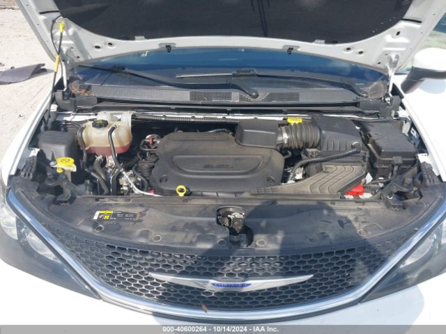 2C4RC1DG0LR257018 Chrysler Voyager Lxi
