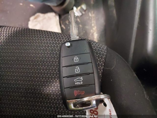 3KPFK4A73JE258190 KIA FORTE LX