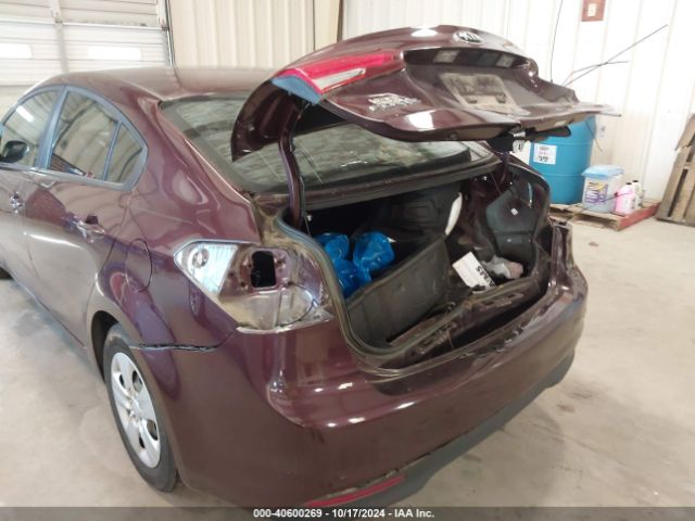 3KPFK4A73JE258190 KIA FORTE LX