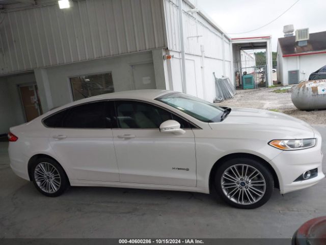 3FA6P0LU3ER182472 Ford Fusion Hybrid Se