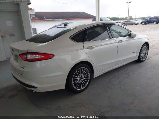 3FA6P0LU3ER182472 Ford Fusion Hybrid Se