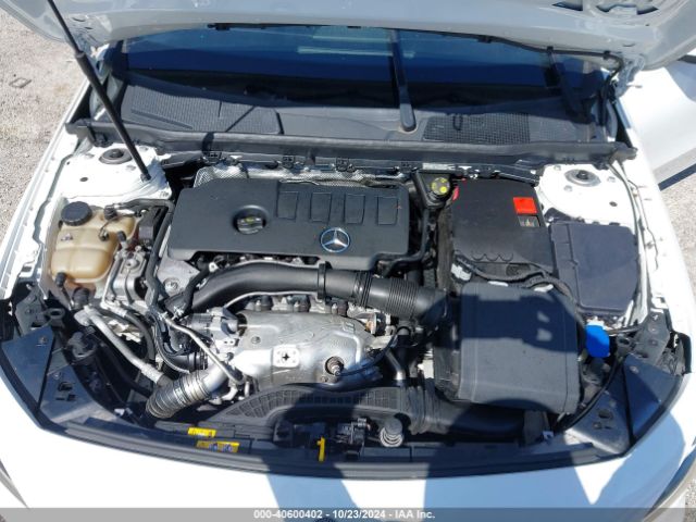 WDD3G4EB8KW021050 Mercedes-Benz A 220