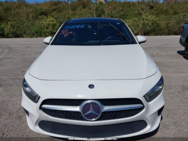 WDD3G4EB8KW021050 Mercedes-Benz A 220