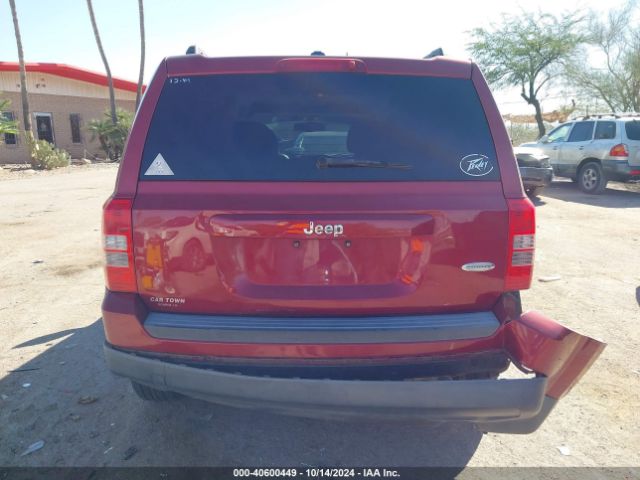 1C4NJPFBXFD178701 Jeep Patriot Latitude