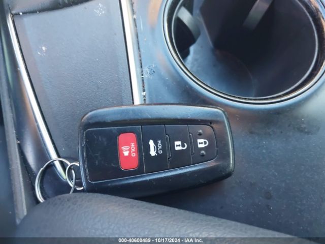 4T1B11HKXJU156814 Toyota CAMRY SE