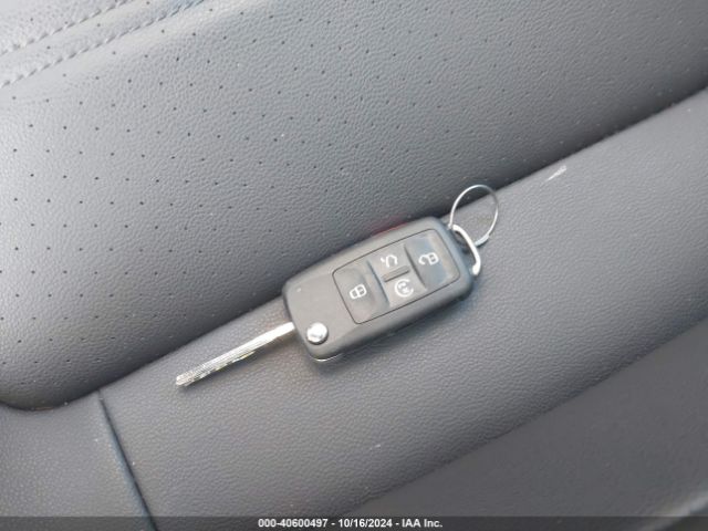 1VWSA7A33MC014967 Volkswagen Passat 2.0t Se