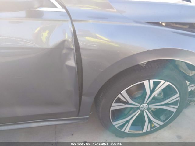 1VWSA7A33MC014967 Volkswagen Passat 2.0t Se