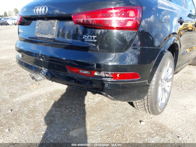 WA1EFCFS7GR016940 Audi Q3 2.0t Premium Plus