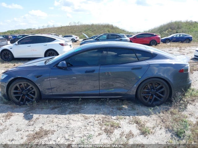 Tesla Model S Plaid Tri Motor All-wheel Drive 2022 5YJSA1E61NF459233 Image 13