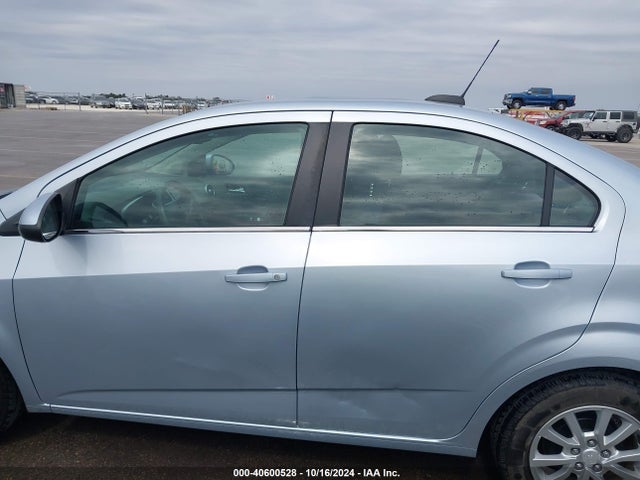 Chevrolet Sonic Lt Auto 2017 1G1JD5SH7H4101610 Image 14
