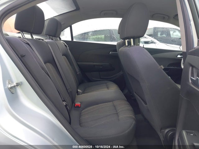 Chevrolet Sonic Lt Auto 2017 1G1JD5SH7H4101610 Image 8