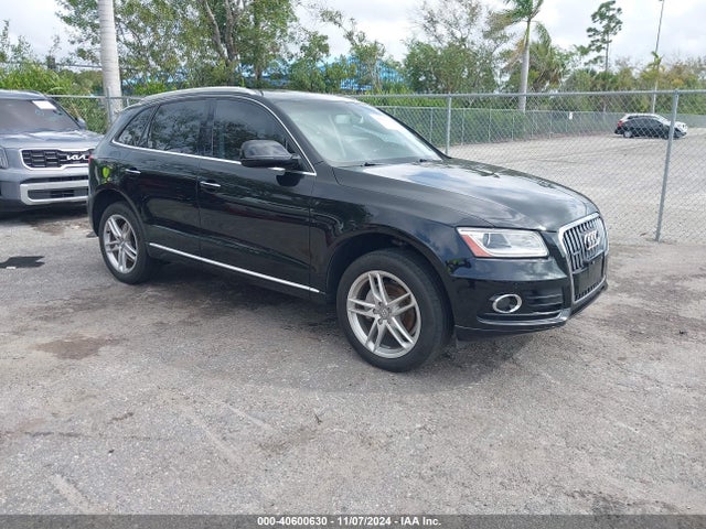 Audi Q5 2.0t Premium 2016 WA1L2AFP3GA053386 Image 1