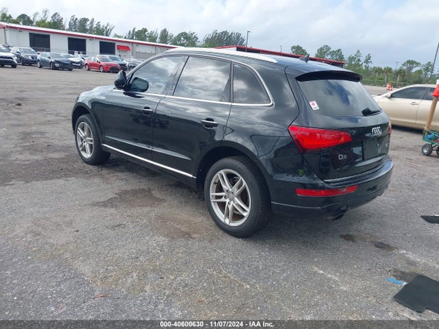 Audi Q5 2.0t Premium 2016 WA1L2AFP3GA053386 Image 3