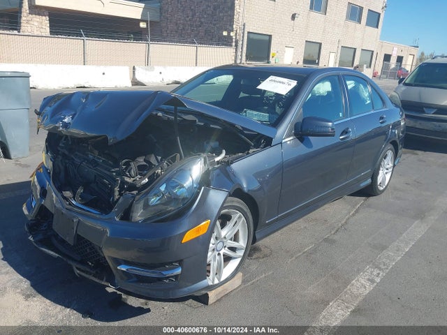 WDDGF4HB5EG213055 Mercedes-Benz C 250 Luxury/sport