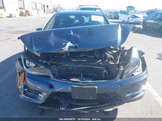 WDDGF4HB5EG213055 Mercedes-Benz C 250 Luxury/sport