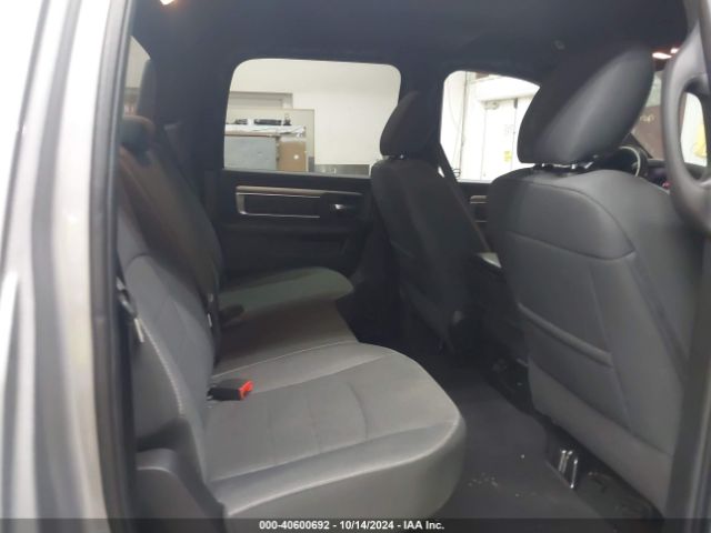 1C6RR7LG6MS592049 RAM 1500 Classic Slt