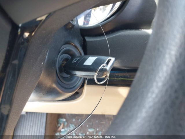 KNDMB5C15G6094672 KIA SEDONA LX