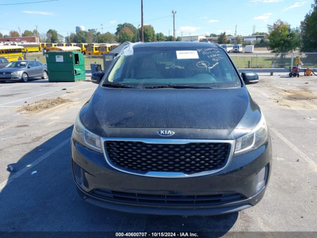 KNDMB5C15G6094672 KIA SEDONA LX
