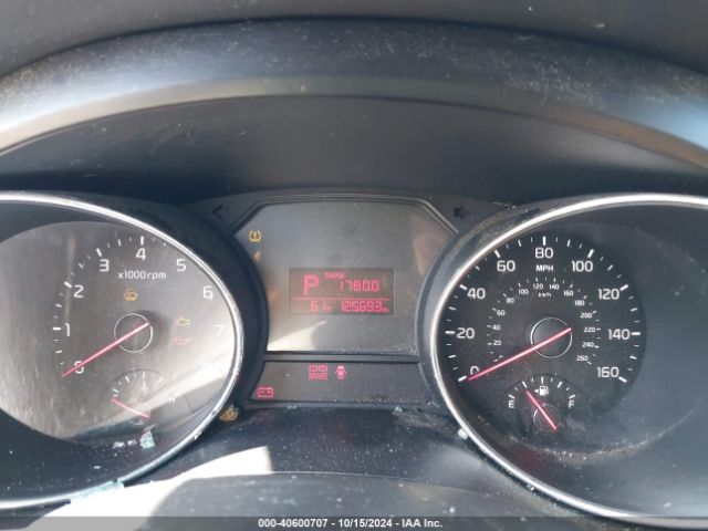 KNDMB5C15G6094672 KIA SEDONA LX