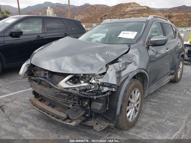 Nissan ROGUE SV 2017 JN8AT2MV5HW273607 Image 2