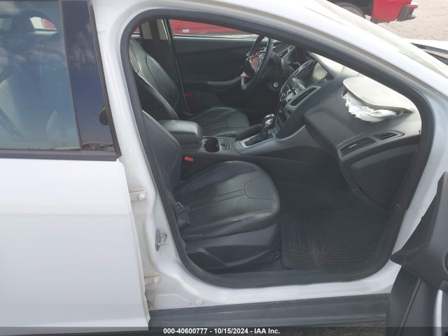 Ford FOCUS SE 2014 1FADP3F20EL259218 Image 5