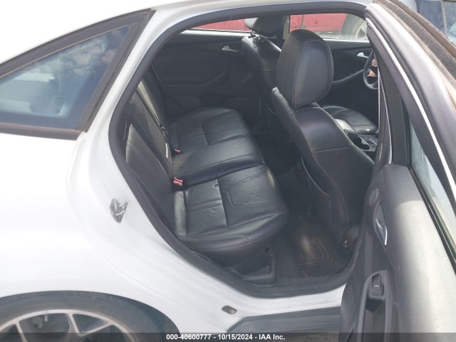 Ford FOCUS SE 2014 1FADP3F20EL259218 Image 8