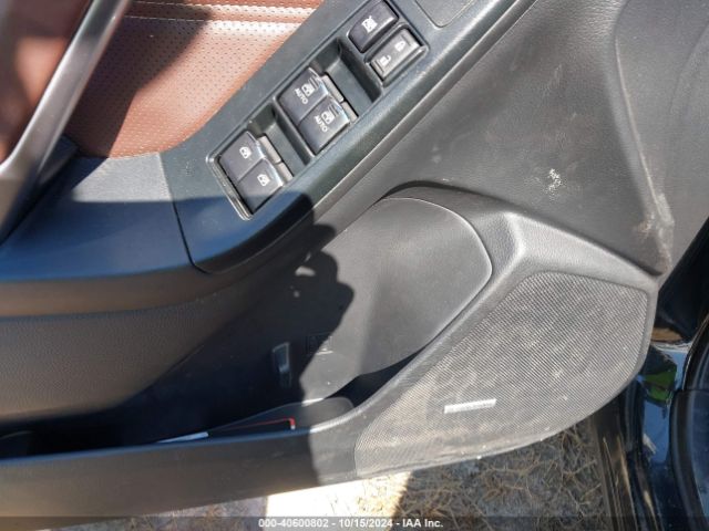 JF2SJGWC2JH419357 Subaru Forester 2.0xt Touring