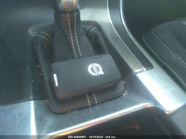 YV4902RH8F2624117 Volvo Xc60 T6 R-design Platinum