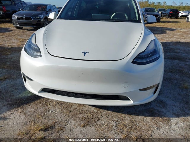 2023 TESLA MODEL Y 7SAYGDEE2PA024869 Photo 5