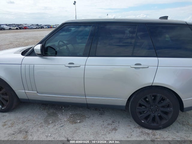 Land Rover Range Rover 5.0l V8 Supercharged 2017 SALGS2FE2HA335105 Image 14