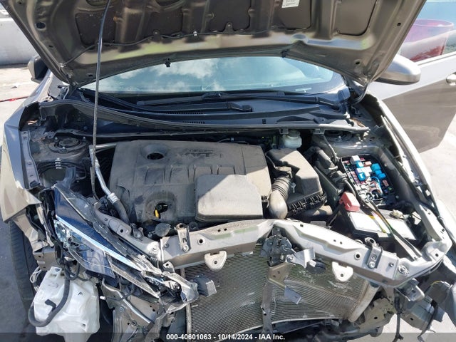 Toyota COROLLA LE 2019 2T1BURHE1KC211038 Image 10