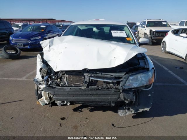 1VWAT7A34FC002433 Volkswagen Passat 1.8t S